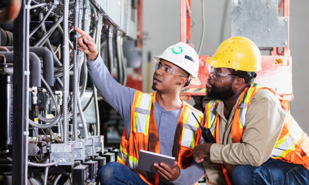 Best Licensed Electrician  in Valley Stream, NY