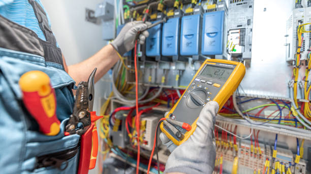 Best 24-Hour Electrician  in Valley Stream, NY